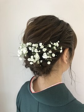 ネオリーブ クーロ(Neolive curro) 卒業式ヘアセット♪かすみ草アレンジ♪