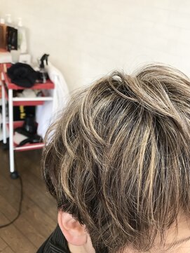ヒッピーヘアー(Hippie Hair) ショート　メッシュ