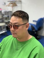 ブルーオンピンク(BLUEonPINK) スキンフェードクロップ