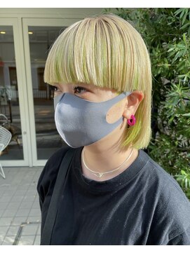 ヒツジ(hitsuji) ライムグリーン×ホワイトブロンド×ワイドバング