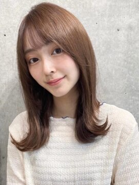 フォルテ 掛川店 朝のスタイリングも簡単♪ミディアムヘア!