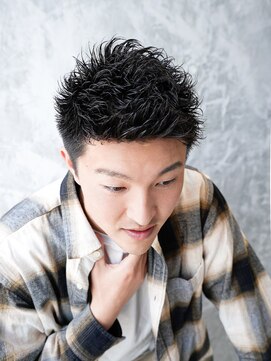 アルファ 新宿(alpha) フェザーパーマ/刈り上げセンターパート/サーフカール[新宿]