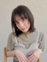 ムク 甲府(muku.)&nbsp;ミディアムヘア/斜めバング/グレージュカラー/甲府駅