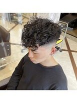 レム 長野青木島店(REM)&nbsp;★人気急上昇★スペインパーマ／スキンフェードカット