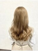 ミルクティーベージュ