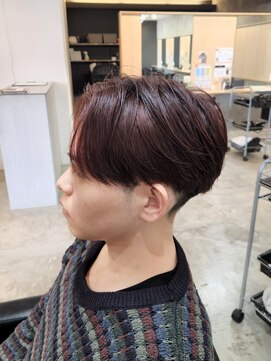 ニアウ 伊勢崎連取店(Niau) 刈り上げセンターパートニュアンスパーマメンズ