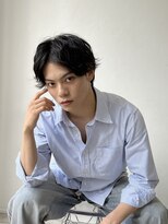 ガビーヘアルーブ(gabi hair LOOB) ラフな質感が◎スパイラルパーマ×センターパート