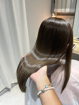 オペラバイジーナ(OPERA by ZINA) ウルトワカラー