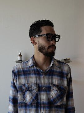 プールサイド(POOLSIDE) 七三分け/サイドパート/テーパーフェード/福岡シェービング