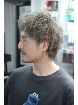 マーズ(MARS) マレットヘア×グレージュ×ピンツイスト/スパイキーショート