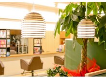 クオーツヘアアンドメイク(QUARTZ HAIR&MAKE)