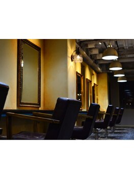 ＜岡山駅前＞【カット\2200】最終22時×お仕事帰りにも通いやすい好立地◎ハイクオリティをプチプラで★