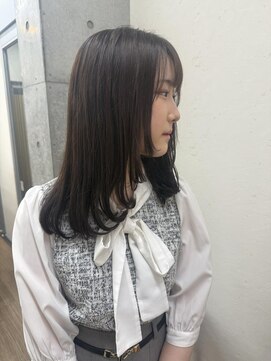 エフバイラブランシュ 大宮東口店(ef by La Blanche) ミディアムレイヤーカット