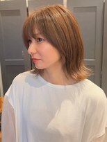 ヘッズ 高木瀬店(HEADS)&nbsp;ベージュカラー ミディアムレイヤー 顔周りカット 20代