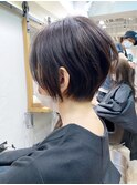 立体感・絶壁カバー・美シルエットくびれショートボブ【BISA】