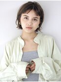 手入れ簡単　透け感カラー　小顔　ボブ　外ハネ　ミニボブ