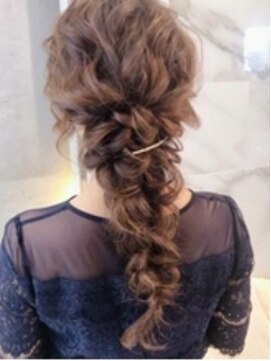 オーブ ヘアー ミア 大村店(AUBE HAIR mia) 【AUBE HAIR】編みおろしヘア