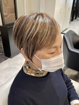 シファー(～Cifer)&nbsp;脱白髪染めハイライト丸みショートヘアプラチナお客様ヘア☆