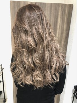 アミ 調布(amie) ブロンドバレイヤージュ[調布,調布駅]