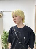 ハイトーンカラーが目をひく！甘めホワイトミルクティー×レモン