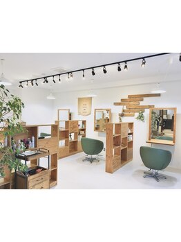 大人女性のための上質サロン。こだわりの技術で自分史上最高のスタイルに！毎日頑張るあなたにご褒美を♪