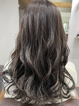 「いつまでもキレイで居続けたい！」そんなお客様の想いをくみとり理想のスタイルを叶えます＊