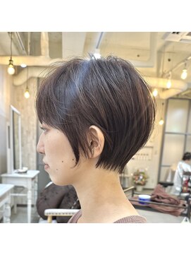 シシ 大宮(She 2.) 大人ショート/くびれショート/丸みショート