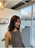 ミディアムレイヤー顔まわりレイヤー大人ミディアム