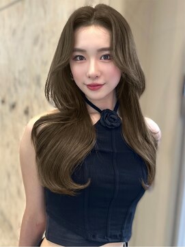 シーシンジュク 新宿南口(Sea shinjuku) 韓国風前髪×レイヤーカット【新宿/前髪/レイヤーカット】