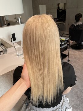 モニカ(MONIQA) ミルクティーベージュ