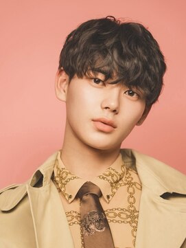 ページ(page,) 波巻きツイストスパイラル パープルカラー ニュアンスデザイン