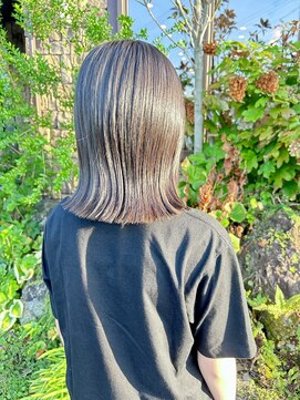 美容室 ルチア ハワイ(Luccica HAWAII) ぱつっとミディアム