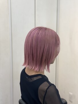 ギャラクシー ヘアードレッサーズ(galaxy hairdressers) ぱっつんピンクボブ