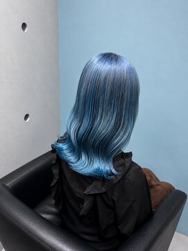 グラッジ 池袋(GLADGE) ハイブリーチ水色カラー