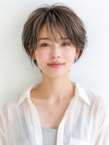 ビフィーノ リルネ(Bifino Rilune) 40代 白髪を活かす耳掛け透明感ショート