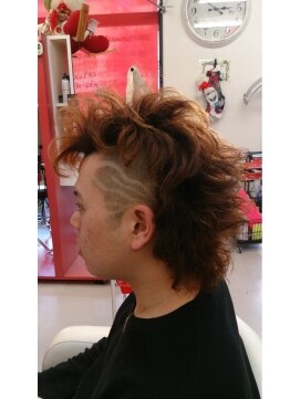 50 ウルフ 髪型 メンズ アシメ 最高のヘアスタイルのアイデア