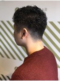フェードカットスタイル【BARBER-BAR】