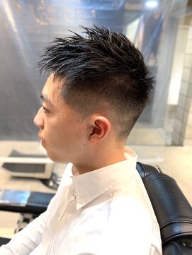 フランクスバーバー アンド ビアークラブ(FRANK'S BARBER and BEER CLUB) 七三オールバックツイストパーマコンマヘアかき上げヘアテクノR