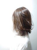 ボブ レイヤー 外ハネ