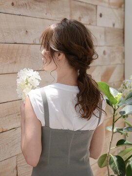 ロアー 葛西店(RAWR hair) 【RAWR】大人ゆるポニー_ロングヘアアンジ