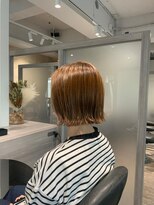 ブロッサム ひばりヶ丘(Blossom) 20代30代40代外ハネアッシュショートボブ
