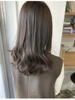 ロカ(roka)&nbsp;オリーブベージュラテカラー　ふんわりカールワンレンセミロング