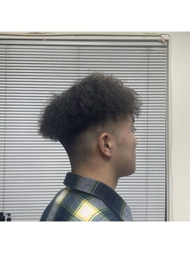 ヨシザワインク プレミアム 横浜 桜木町店(YOSHIZAWA Inc. PREMIUM) ワイルドカジュアルハードパーマスタイル