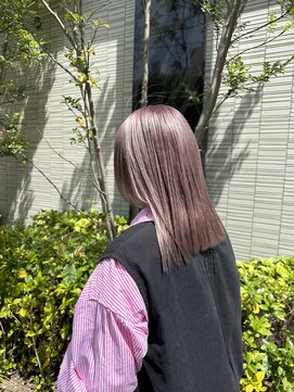 プレイ(PLAY) ぱつっとミディアム×ピンクベージュ