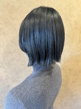 イロハ(iroh) ブリーチ有りカラー/ネイビーブルー/イルミナカラー