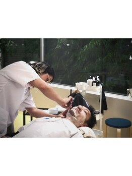 学生からビジネスマンまで1人1人のライフスタイルに合わせたstyleを◇1席のみの特別なマンツーマンサロン