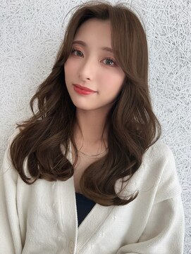 ソヨン 金山店(SOYON) フェミニンロング/似合わせカット/メルティカラー/かきあげ前髪