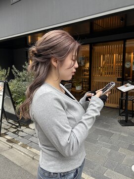 クンクンルーホーライシー(KUN KUN LU HO laishi) LIVE前に！ゆるふわハーフアップ