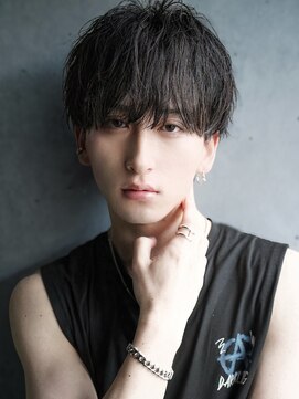 カライングドゥ(ing deux) スーツ短髪ツーブロック束感モテるマッシュ