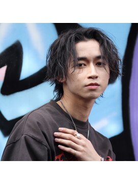 トゥルークリエイション 渋谷(True Creation SHIBUYA) ツーブロックマッシュツイストスパイラルパーマ無造作波巻き王道